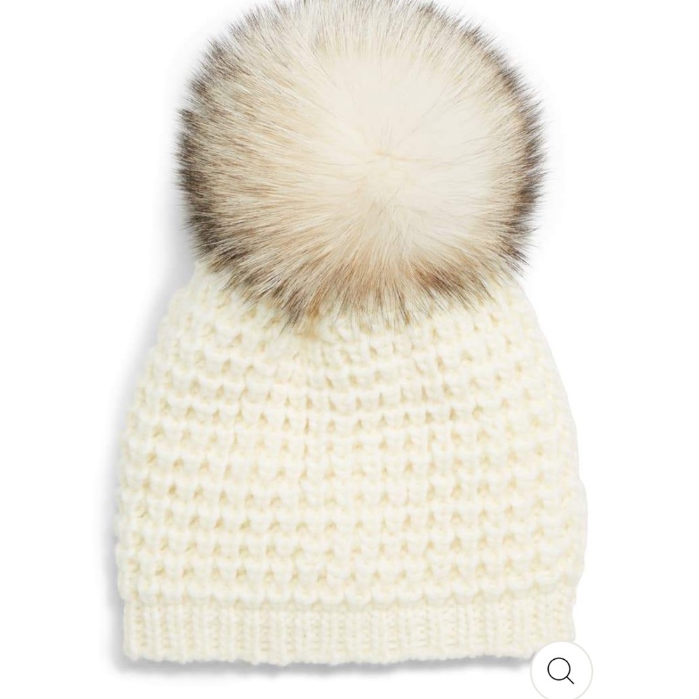 Kyi Kyi Classic Fox Fur Beanie in Ivory/ Silver Fox